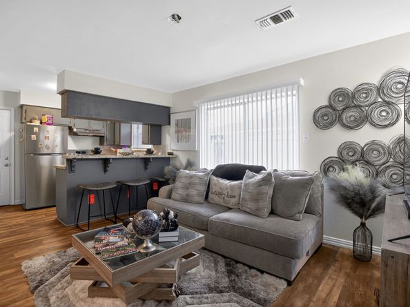 910 Mcleary Street, Houston TX 77020