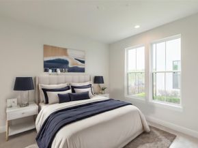 2802 Grand Fountains Drive F, Houston TX 77054