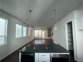 2802 Grand Fountains Drive F, Houston TX 77054