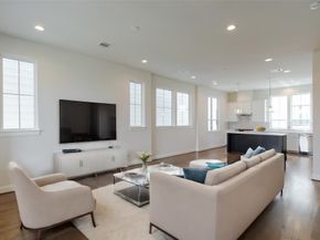 2802 Grand Fountains Drive F, Houston TX 77054