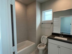 2802 Grand Fountains Drive F, Houston TX 77054