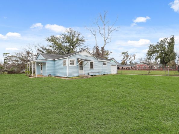 7502 Ley Road, Houston TX 77028