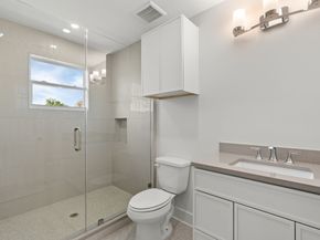 1011 W Cottage Street, Houston TX 77009