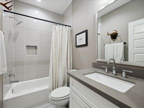 824 Morris Street, Houston TX 77009