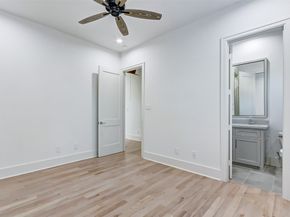 2122 Blalock Road B, Houston TX 77080