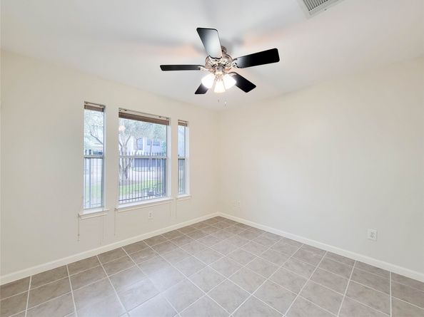 3010 La Branch Street, Houston TX 77004