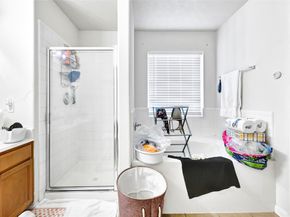 7826 Dairy View Lane, Houston TX 77072