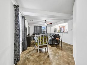 7826 Dairy View Lane, Houston TX 77072