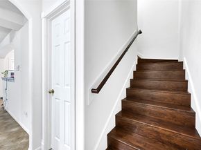 7826 Dairy View Lane, Houston TX 77072