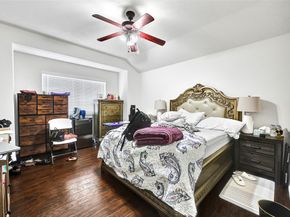 7826 Dairy View Lane, Houston TX 77072