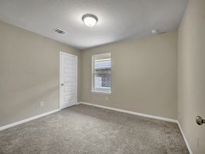 6642 Lahna Oak, Conroe TX 77304