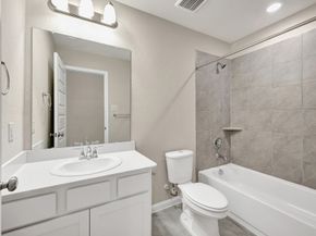 6642 Lahna Oak, Conroe TX 77304