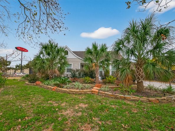 717 W 30th Street, Houston TX 77018