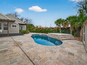 717 W 30th Street, Houston TX 77018