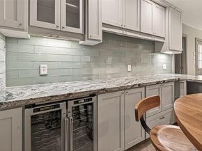 717 W 30th Street, Houston TX 77018