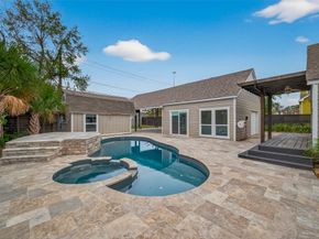 717 W 30th Street, Houston TX 77018