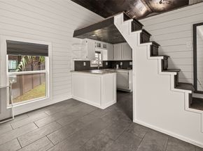 717 W 30th Street, Houston TX 77018