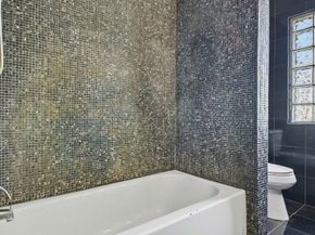 2005 Wentworth Street, Houston TX 77004