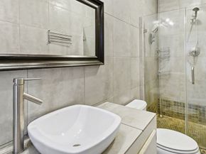 2005 Wentworth Street, Houston TX 77004