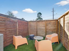 2317 Warhol Way, Houston TX 77091