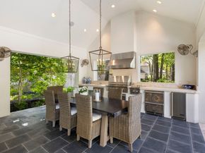 38 Freestone Place, The Woodlands TX 77382