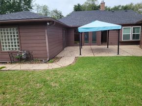 1027 Arrow Hill Road, Houston TX 77077