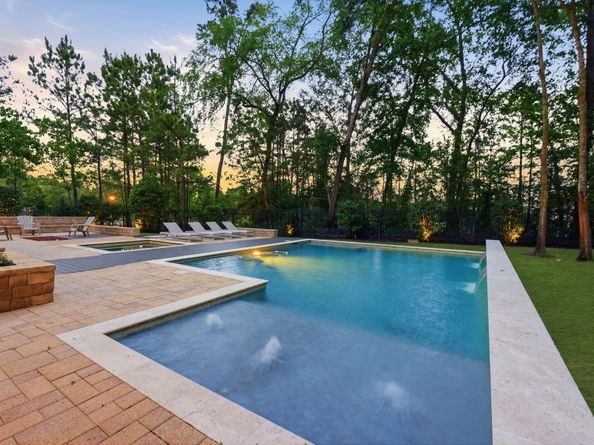 78 S Badger Lodge Circle, The Woodlands TX 77389