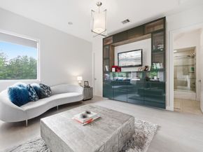 78 S Badger Lodge Circle, The Woodlands TX 77389