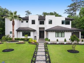 78 S Badger Lodge Circle, The Woodlands TX 77389