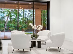 78 S Badger Lodge Circle, The Woodlands TX 77389