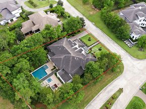 78 S Badger Lodge Circle, The Woodlands TX 77389