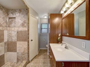 15642 Meadow Village Drive, Houston TX 77095