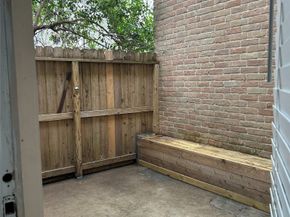 3745 Thistlemont Drive, Houston TX 77042
