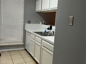 3745 Thistlemont Drive, Houston TX 77042