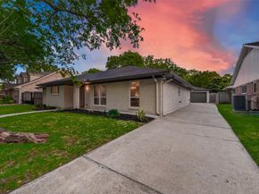 6227 Yarwell Drive, Houston TX 77096