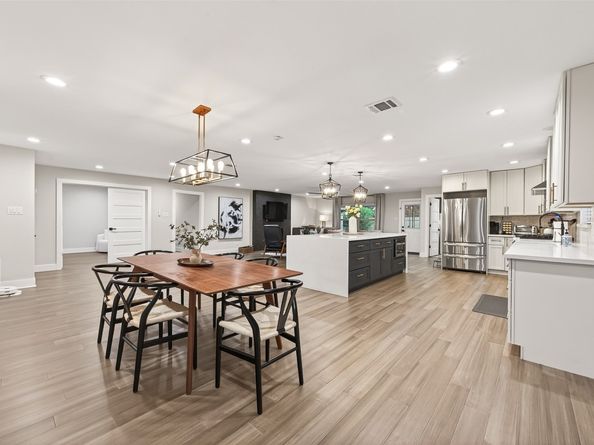 6227 Yarwell Drive, Houston TX 77096