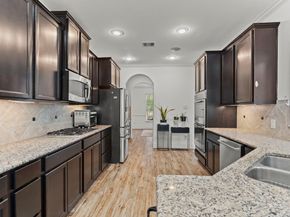 6 Pilot Rock Place, Tomball TX 77375
