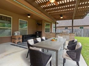 6 Pilot Rock Place, Tomball TX 77375