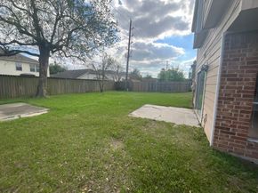 12002 Kleinmeadow Drive, Houston TX 77066