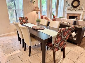 50 N Spinning Wheel Circle, The Woodlands TX 77382