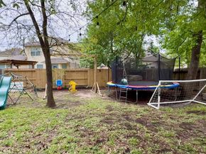 50 N Spinning Wheel Circle, The Woodlands TX 77382
