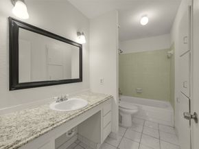 1917 Augusta Drive A2, Houston TX 77057