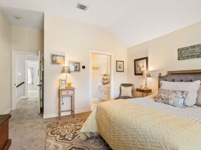 13815 Lakewood Crossing Boulevard, Houston TX 77070