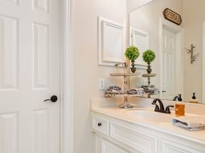 13815 Lakewood Crossing Boulevard, Houston TX 77070