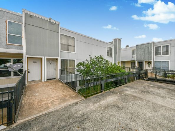 781 Country Place Drive 2021, Houston TX 77079