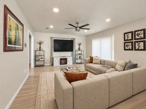 910 Centerwood Drive, Houston TX 77013