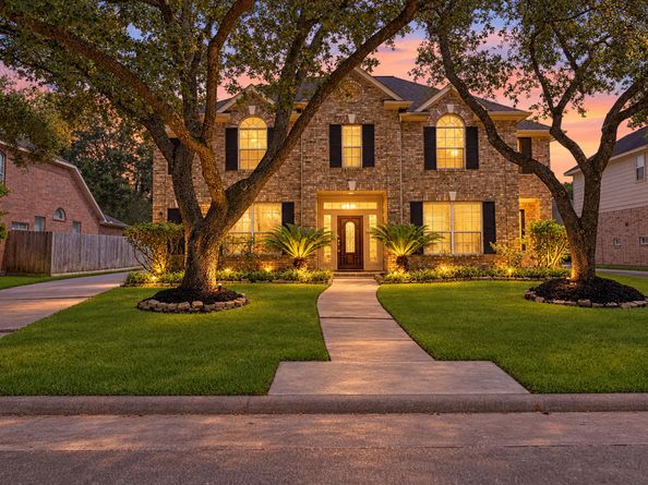 215 Owens Park Drive, Houston TX 77094