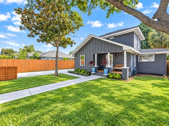 1006 Archer Street, Houston TX 77009