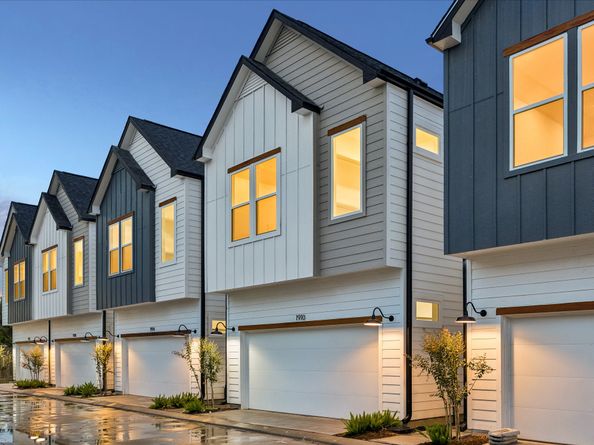 1910 Luna Woods Lane, Houston TX 77055