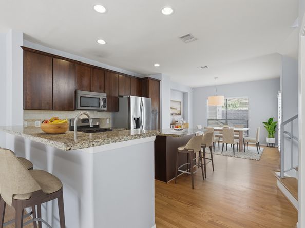 5706 Cornish Street E, Houston TX 77007